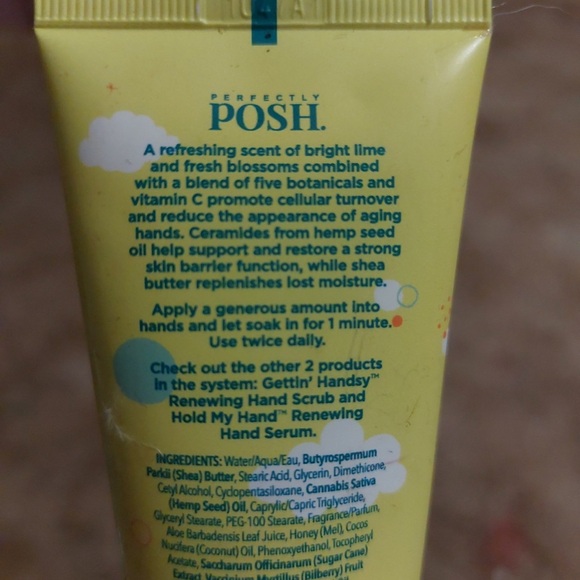 Perfectly Posh~ Hand It To Ya- hand crème New Sealed bottle - Picture 3 of 7